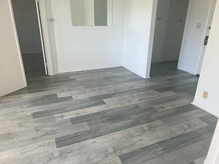 424 Landfair Ave — Photo 10