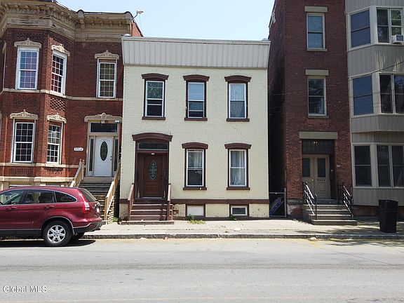 2nd image of 3324 6th Avenue