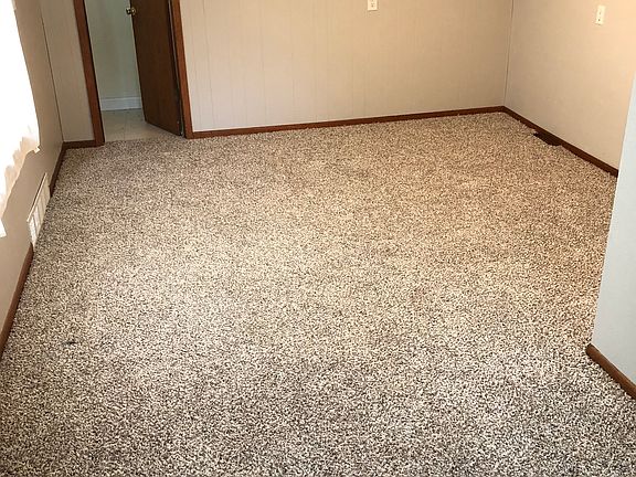 5th image of 806 10th Ave