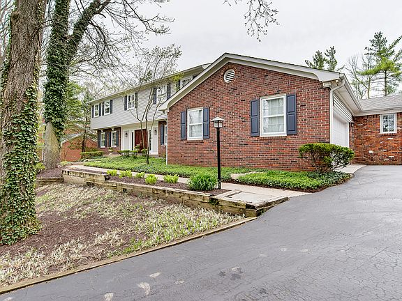4th image of 6303 Landborough North Dr