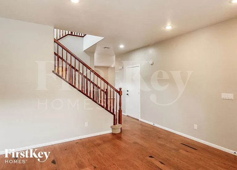 3404 Catherine Mermet Ave — Photo 2