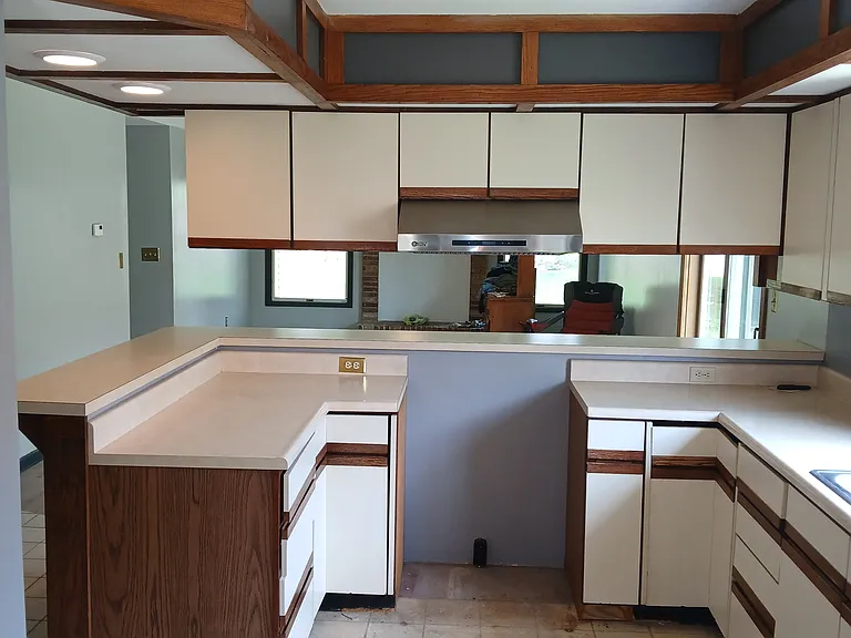 2531 Woodlawn Dr — Photo 3