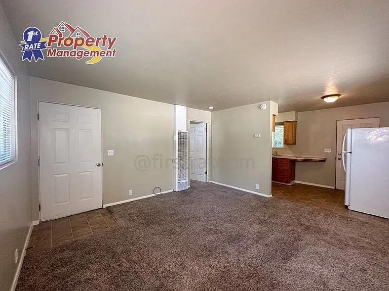 1819 S Jessie St — Photo 5