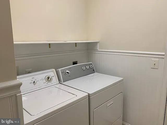 8219 Electric Ave — Photo 23