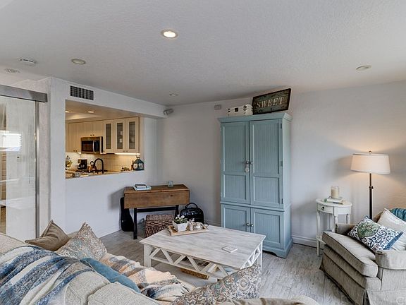 3rd image of 2150 E San Michel Dr #B