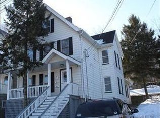 1215 Lincoln Ter, Peekskill, NY 10566