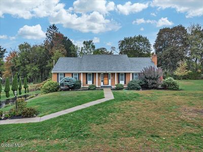 1 Inglewood Road, East Greenbush, NY, 12061