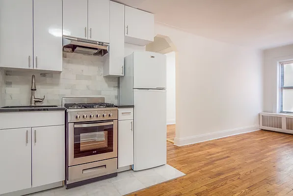 Rented by Bold New York | media 23