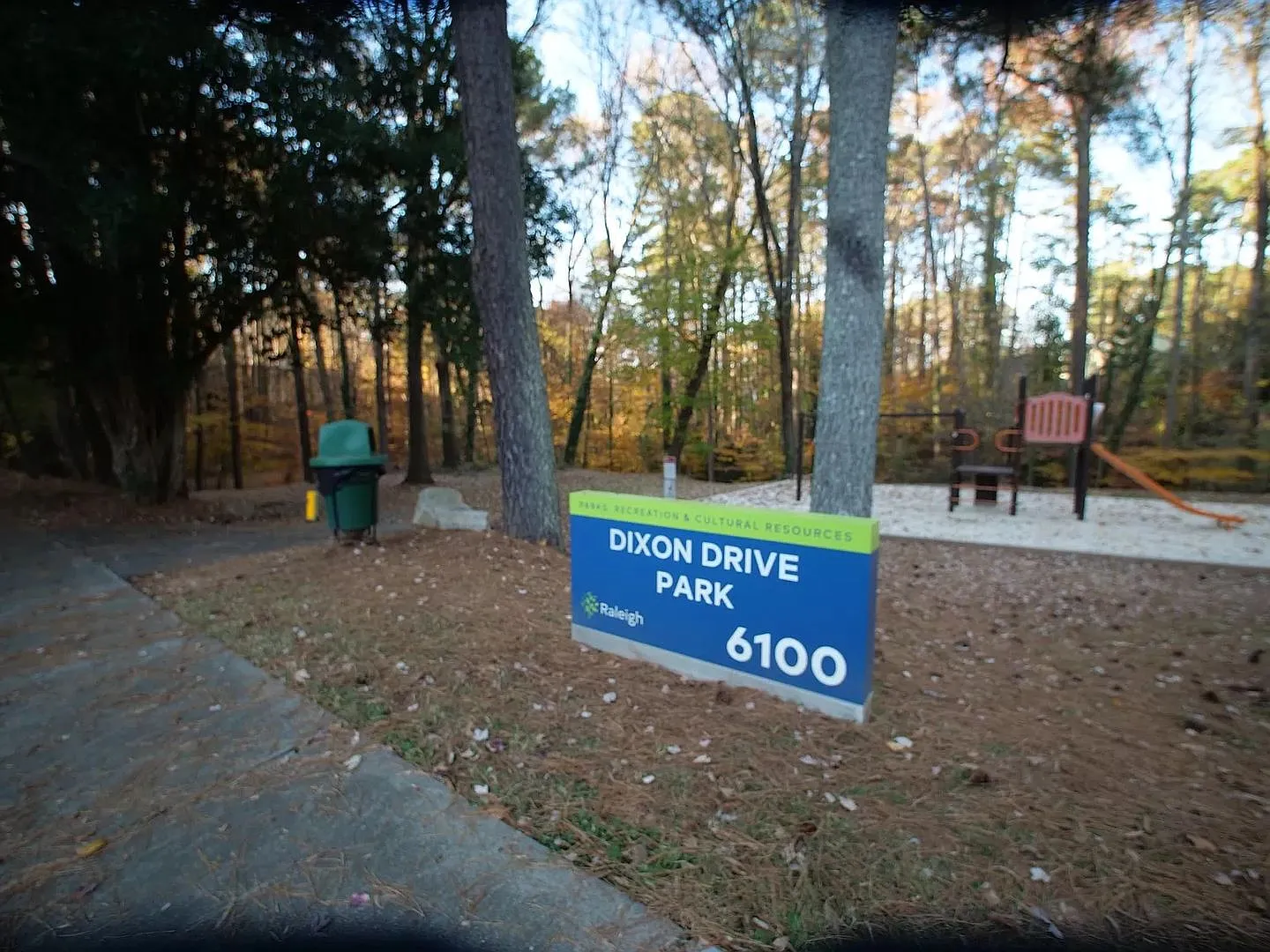Studio Apartment for Rent at Dixon Dr — Photo 4
