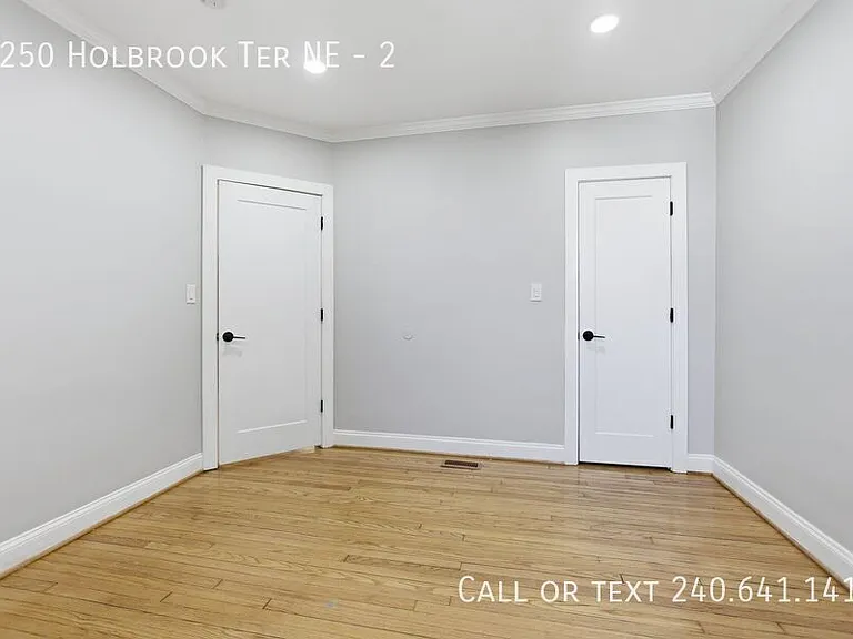 1250 Holbrook Ter NE #2 — Photo 9