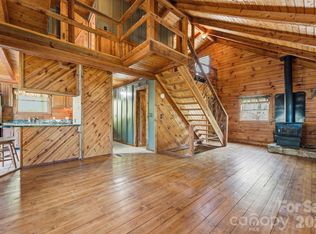 1837 E Alarka Rd, Bryson City, NC 28713