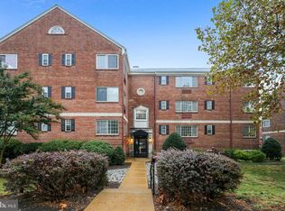 820A S Washington St APT 329, Alexandria, VA 22314