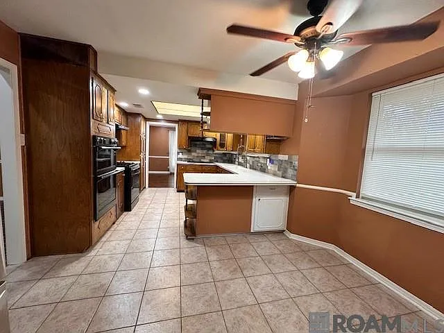 5840 Parkforest Dr — Photo 5