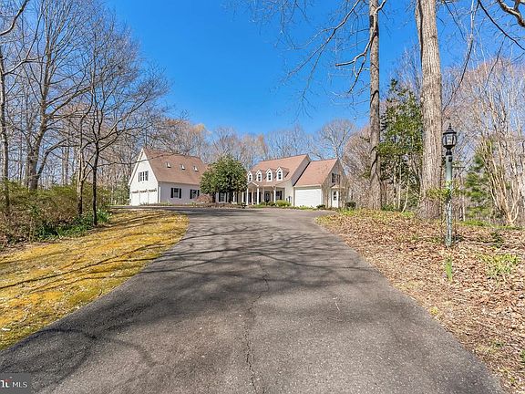 2nd image of 24305 Barnsby Ln
