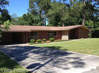 110 Fairway Cir, Valdosta, GA 31605