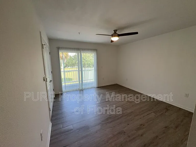 339 NE Sanchez Ave #103 — Photo 28