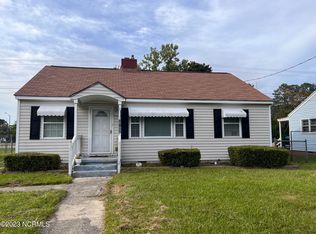 2118 N Village Dr, Greenville, NC 27834