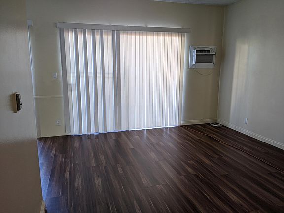 2nd image of 1401 College View Dr APT 14