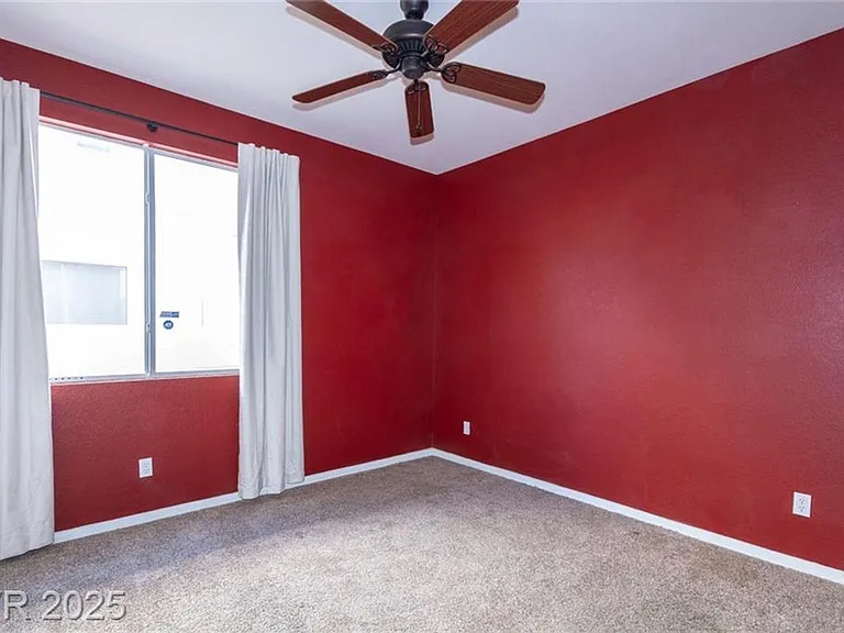 2121 Whitebirch Ln — Photo 22