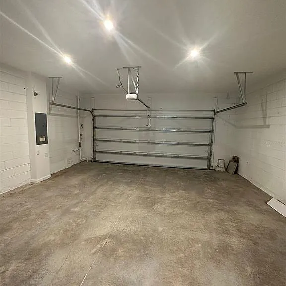 11551 Sunsail Ave — Photo 16