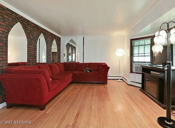 2nd image of 4502 N Narragansett Ave #1