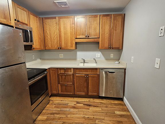 2nd image of 28 E Grand Ave #D1