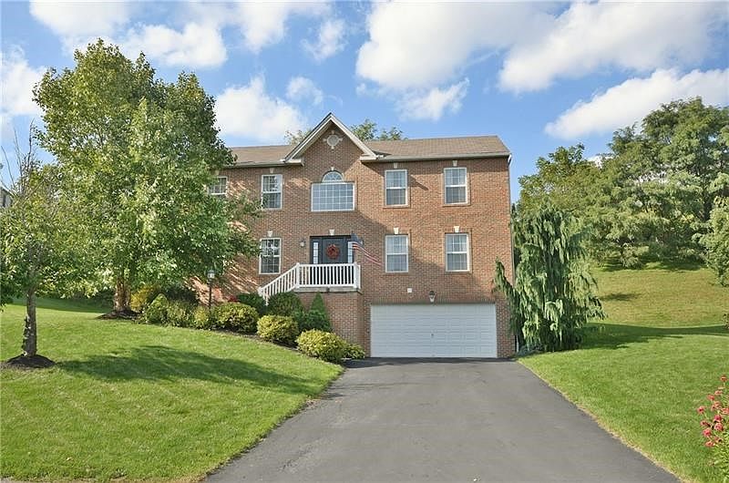 Welcome to 536 Potomac Drive!