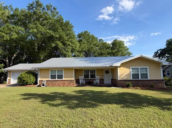 604 Wimbledon Dr, Dothan, AL 36305