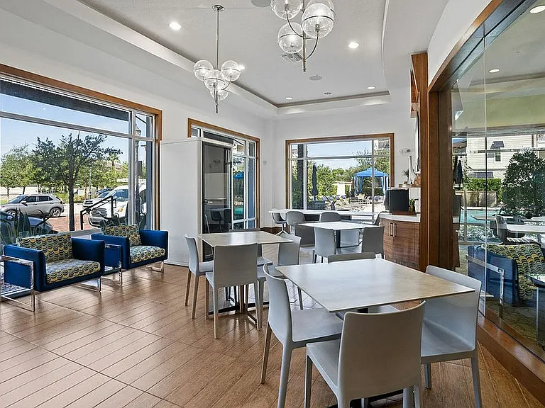 Find the perfect space to work and focus at the Marq Highland Apartments Park in Westchase Tampa