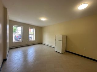 (Undisclosed Address), Yonkers, NY 10701
