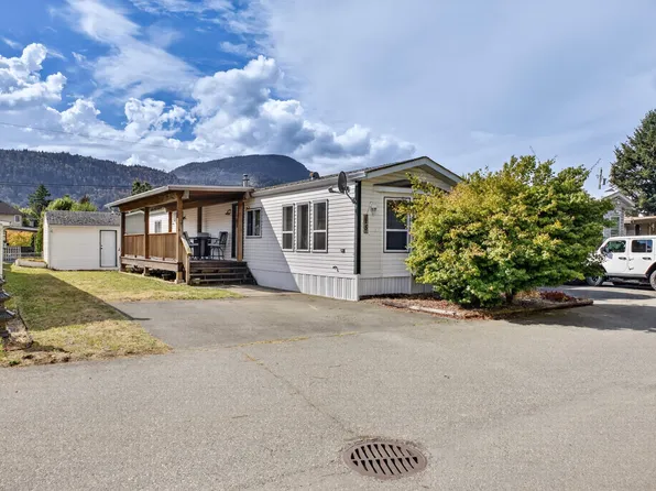 44565 Monte Vista Dr #15, Chilliwack, BC V2R 5Y4