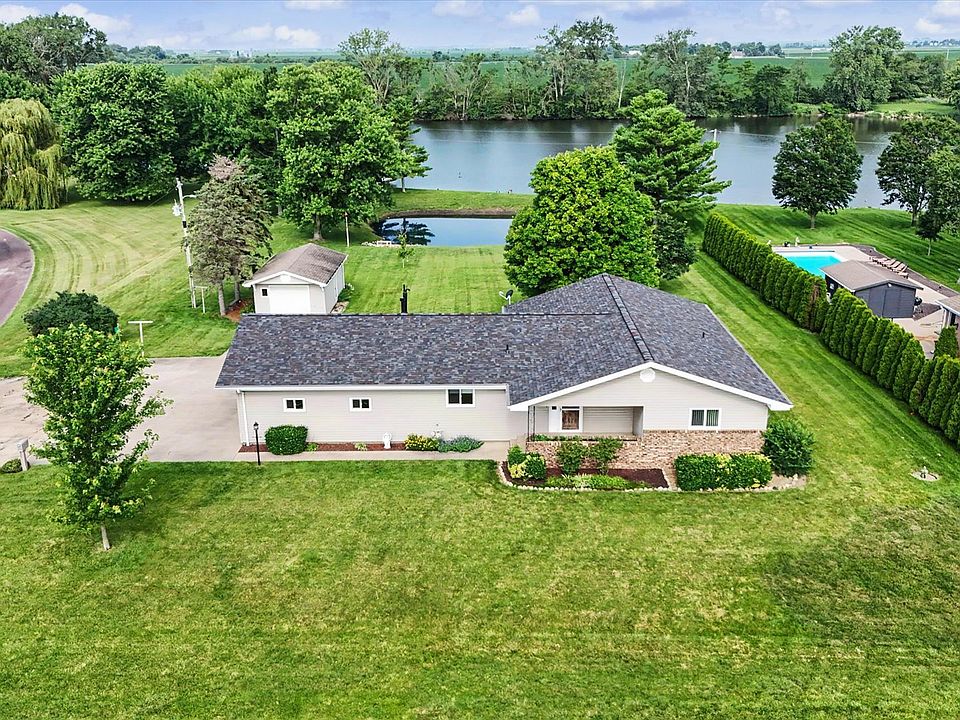 1st image of 101 Lakeview Dr