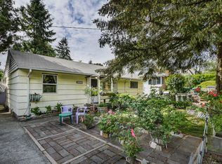 9851 24th Ave SW, Seattle, WA 98106