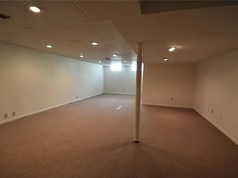 9394 Ledge Acres Rd — Photo 11