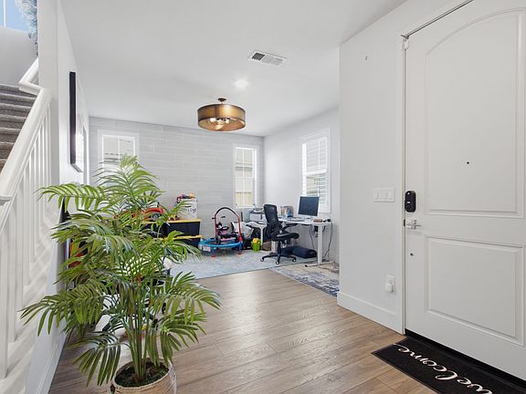 3rd image of 6779 Celadon Ln