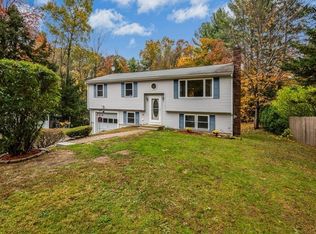 6 Apple Dr, Townsend, MA 01469