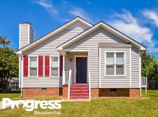 233 Pineview Dr, Zebulon, NC 27597