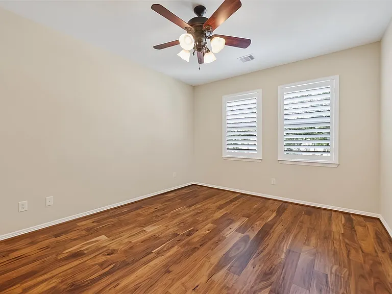 28423 Tall Juniper Hill Dr — Photo 37
