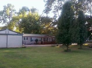 1102 Main St, Keyesport, IL 62253