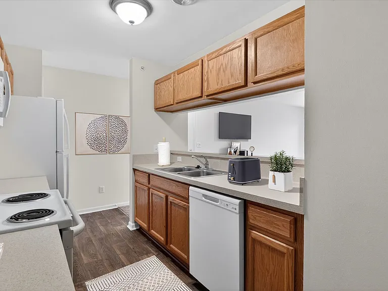 One Bedroom - 1 Bed / 1 Bath - 713 Sq.Ft.