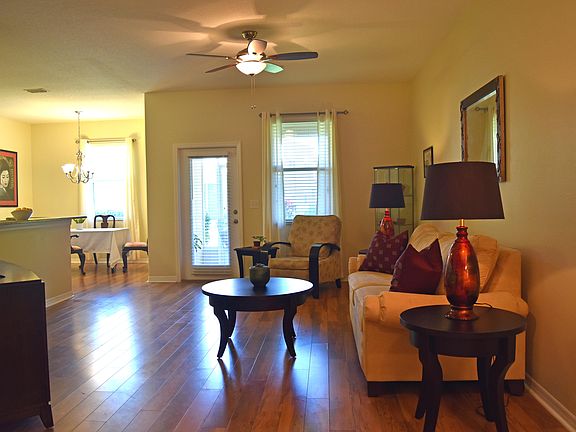 2nd image of 1346 Priory Cir