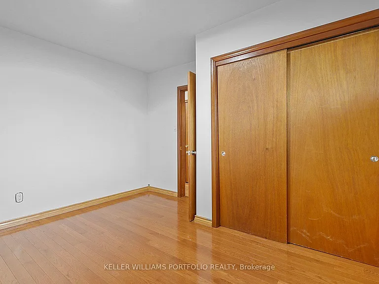 68 Athabasca St — Photo 19