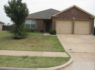 1512 Lakeside Dr, Glenn Heights, TX 75154