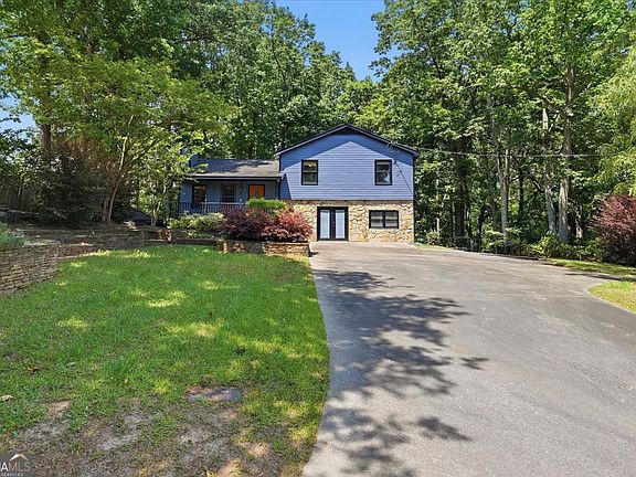 3rd image of 2845 Sardis Dr