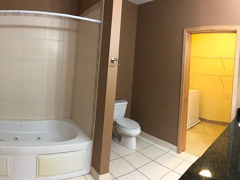 201 E Lane St #206 — Photo 6