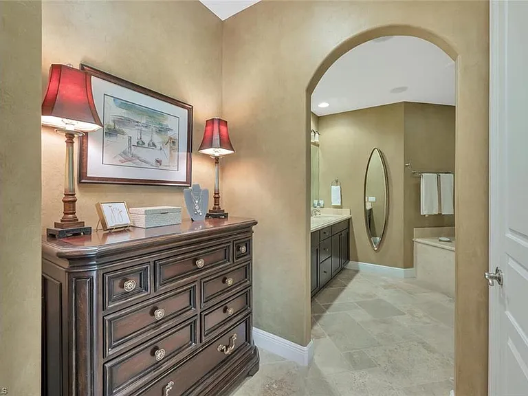 2543 Marquesa Royale Ln #Penthouse 301 — Photo 28