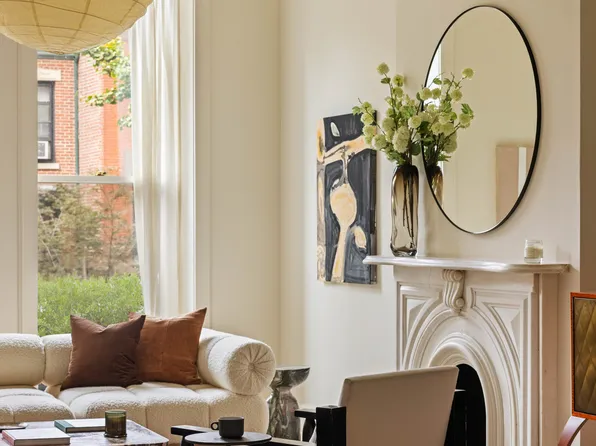 323 Clinton Street image 10 of 30