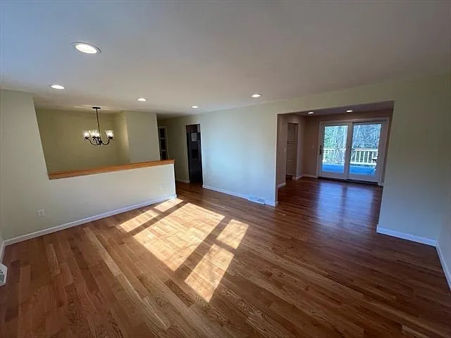 576 Massapoag Ave — Photo 13