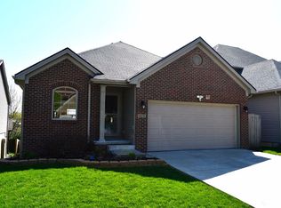 923 Winding Oak Trl, Lexington, KY 40511