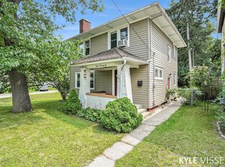 1272 Boston St SE, Grand Rapids, MI 49507